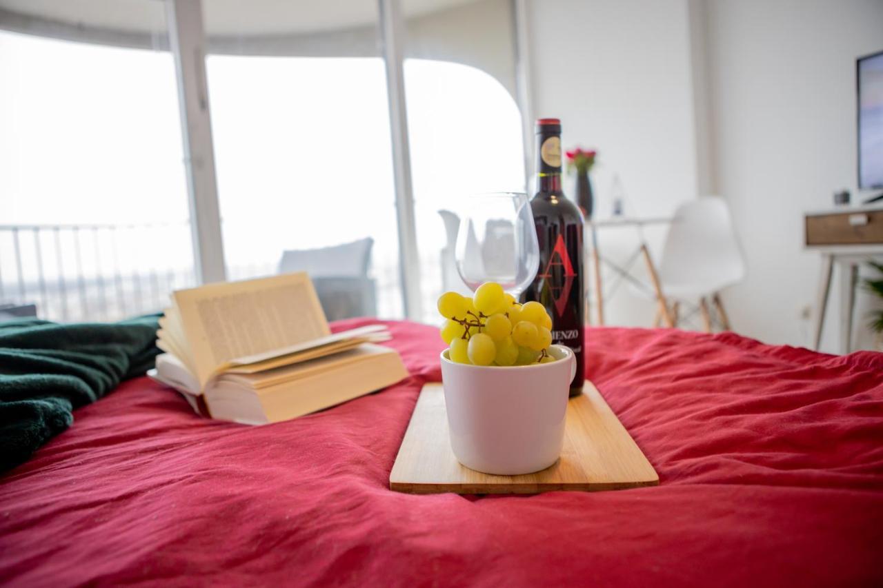 Modernes Apartment Mit Tollem Blick Ueber Die Stadt Augsbourg Extérieur photo