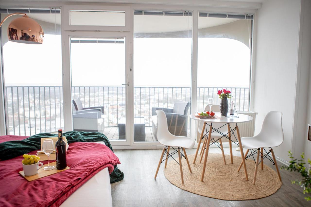 Modernes Apartment Mit Tollem Blick Ueber Die Stadt Augsbourg Extérieur photo