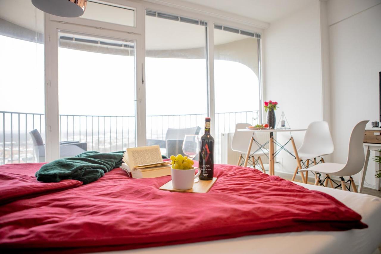 Modernes Apartment Mit Tollem Blick Ueber Die Stadt Augsbourg Extérieur photo